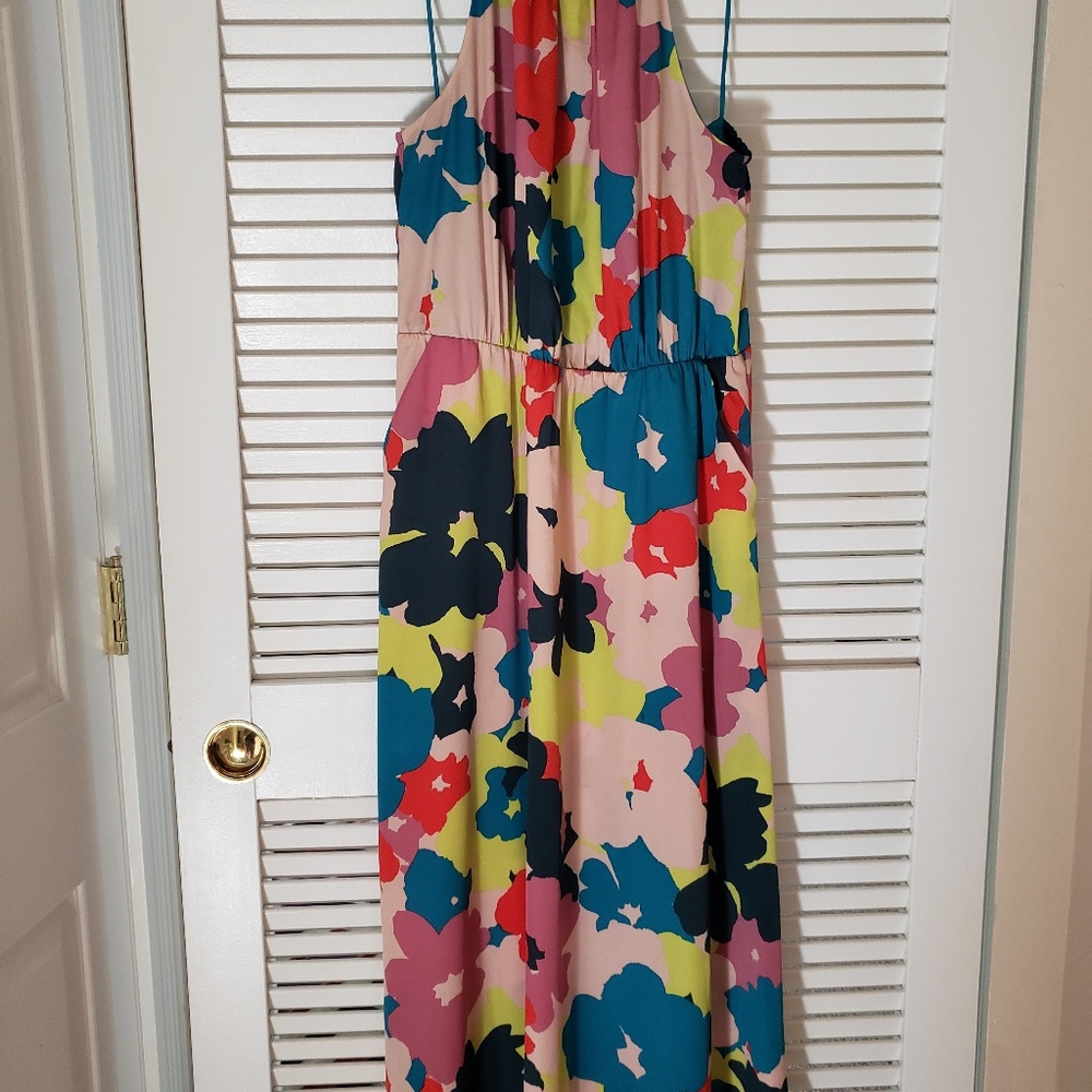 Jessica Simpson dress